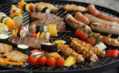 Gemauerte Grills im Garten sorgen für die richtige Atmosphäre